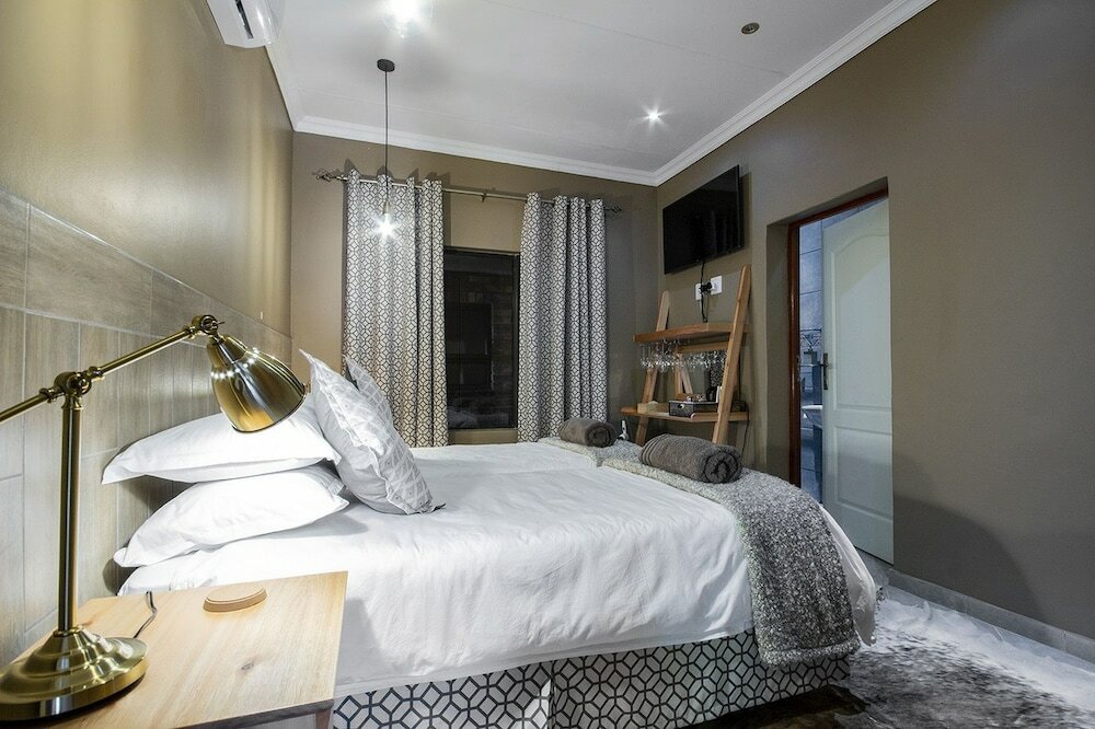 Фото St Lucia Livingston Lodge