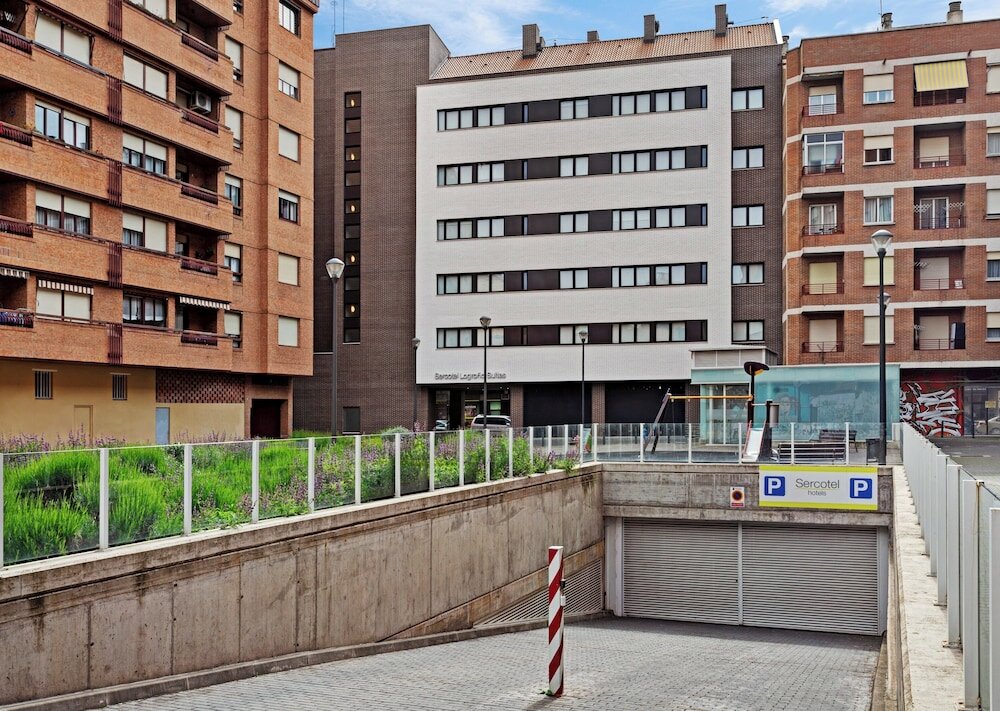 Фото Sercotel Logroño Suites
