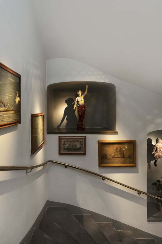 Фото Collector's Victory Hotel