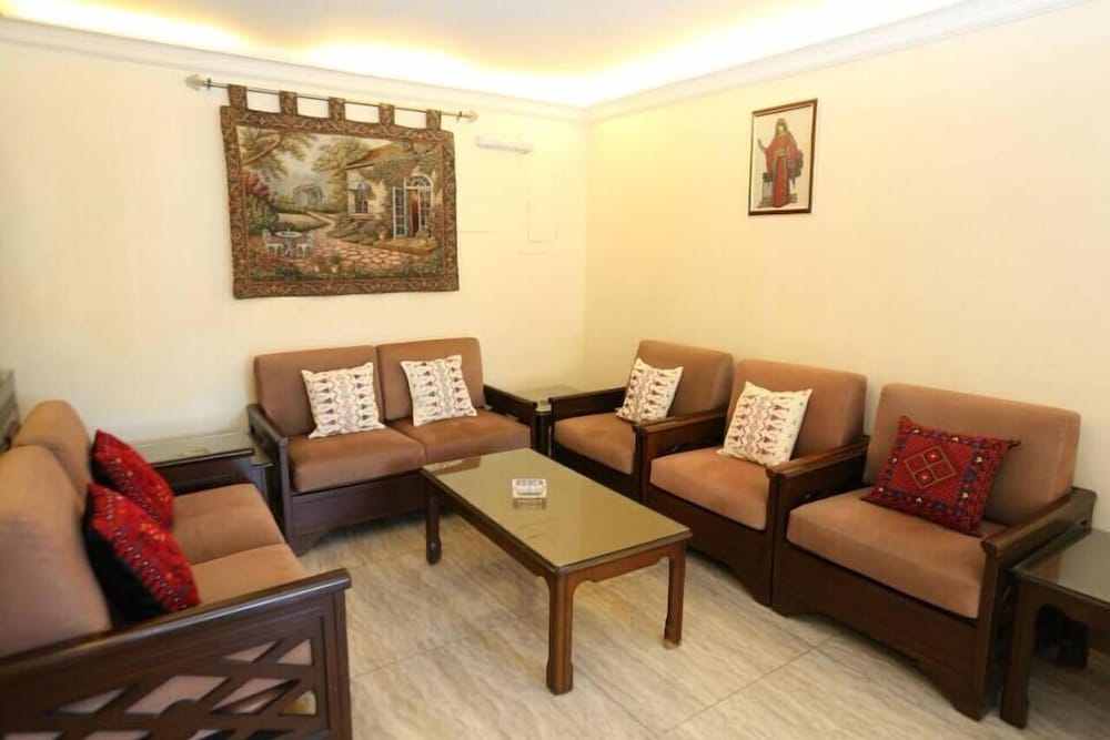 Фото Zaitouna Hotel