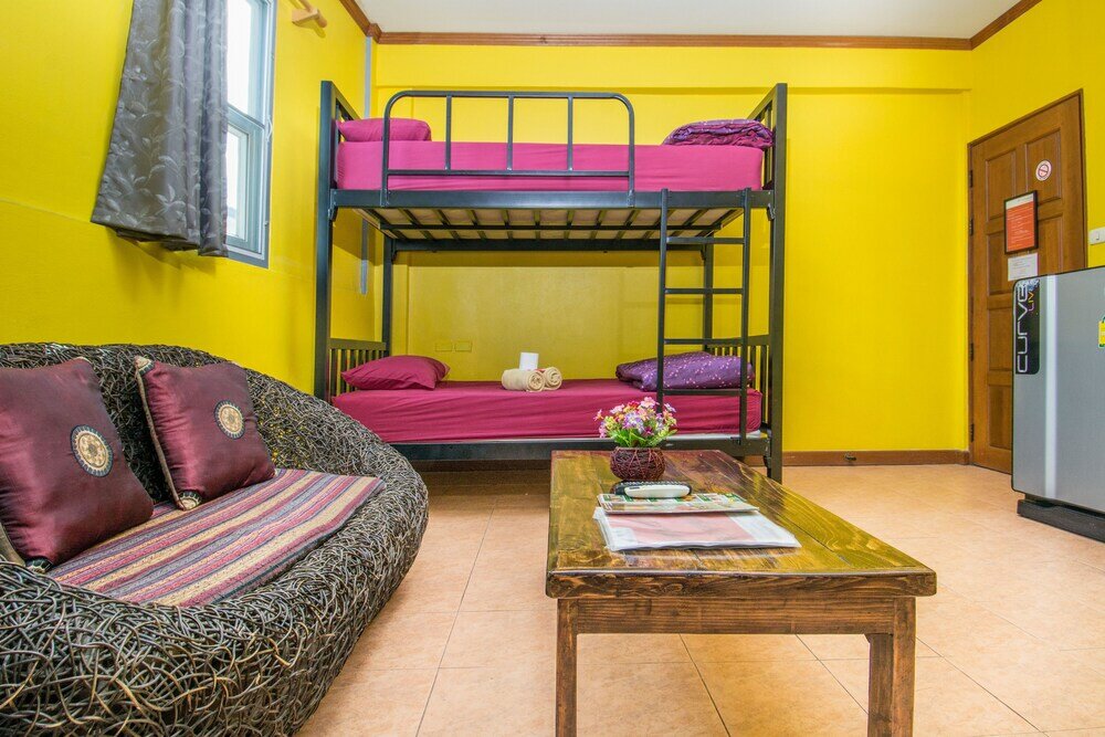 Фото Central Guesthouse