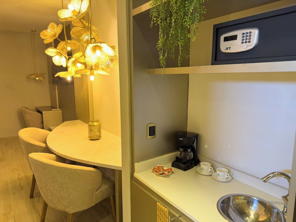 Фото Hotel Catedral Plaza