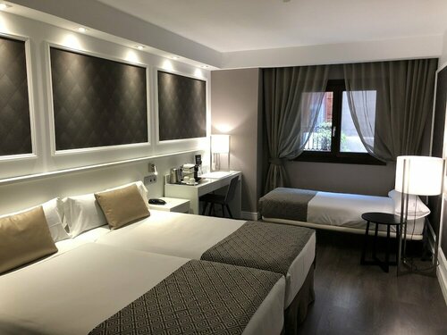 Внешний вид отеля Catalonia Magdalenes Barcelona в Барселоне, фото 3