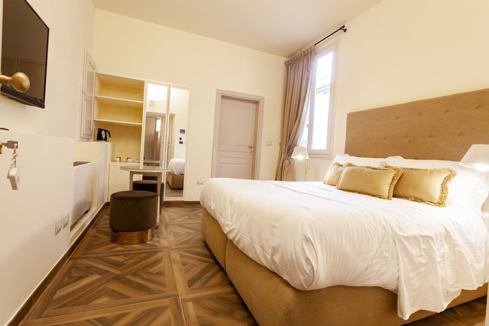 Фото Palazzo Martellini Residenza d'Epoca