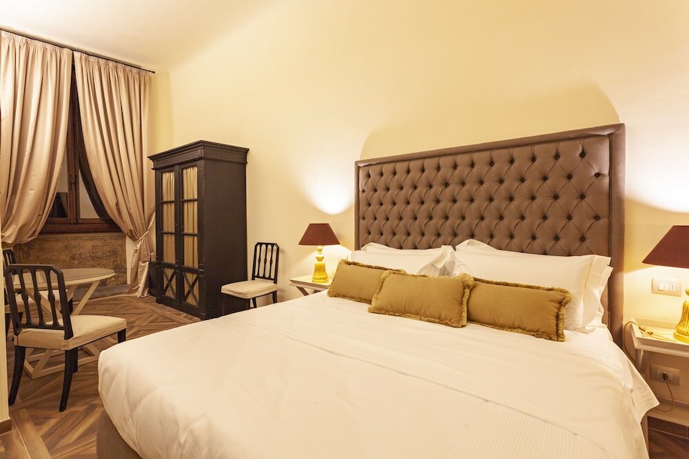 Фото Palazzo Martellini Residenza d'Epoca