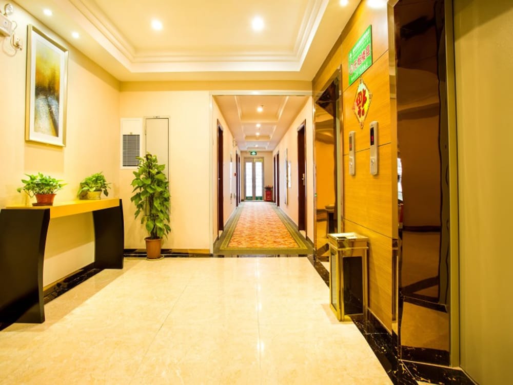 Фото GreenTree Inn JieYang Bus Terminal Station RongHua Avenue Hotel