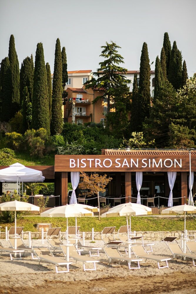 Фото Dependences - San Simon Resort