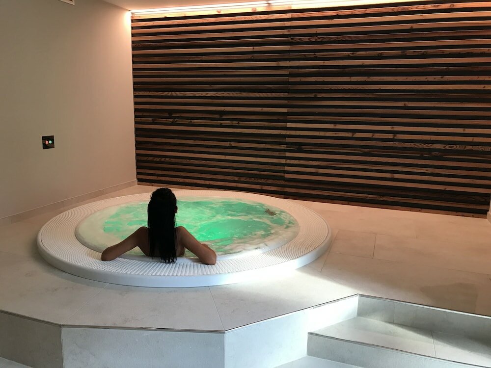 Фото Dolomeet Boutique Hotel