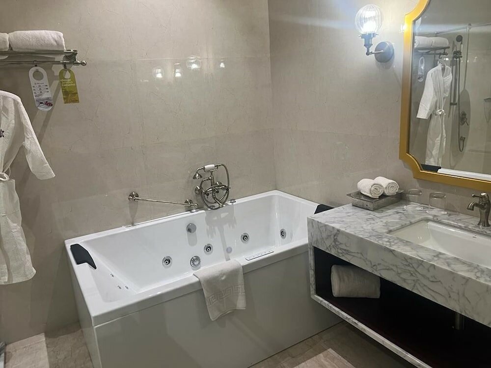 Фото Royal Orchid Metropole Mysore