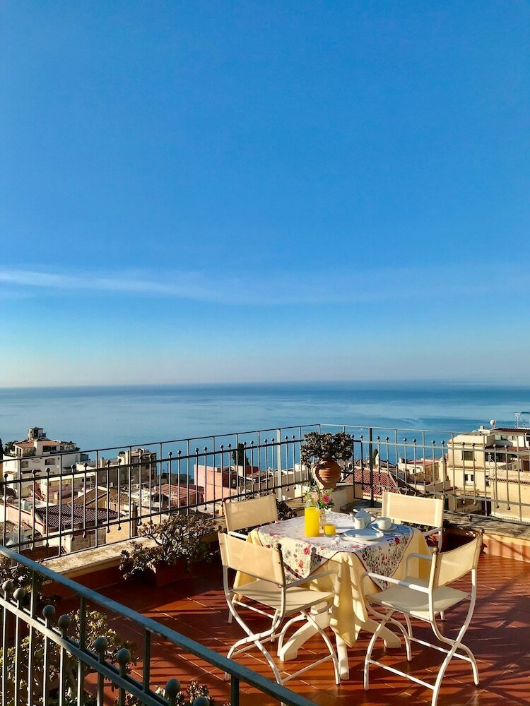 Фото Hotel Isabella