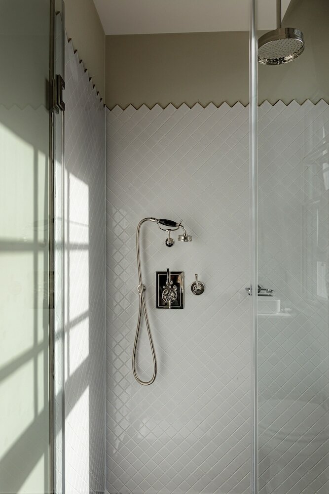 Фото The Henrietta Hotel