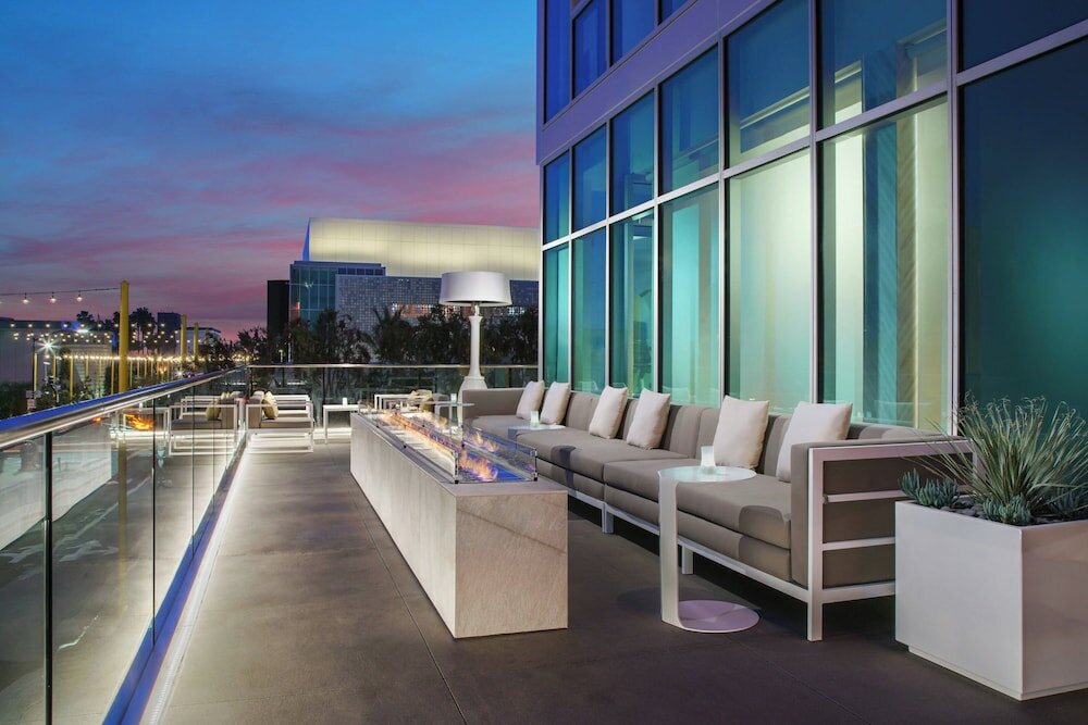 Фото Courtyard by Marriott Santa Monica