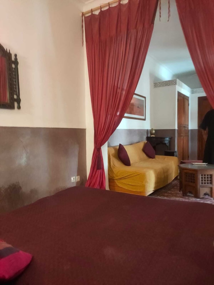 Фото Riad Marelia