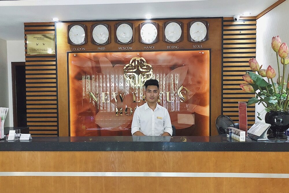 Фото New Lotus Hotel