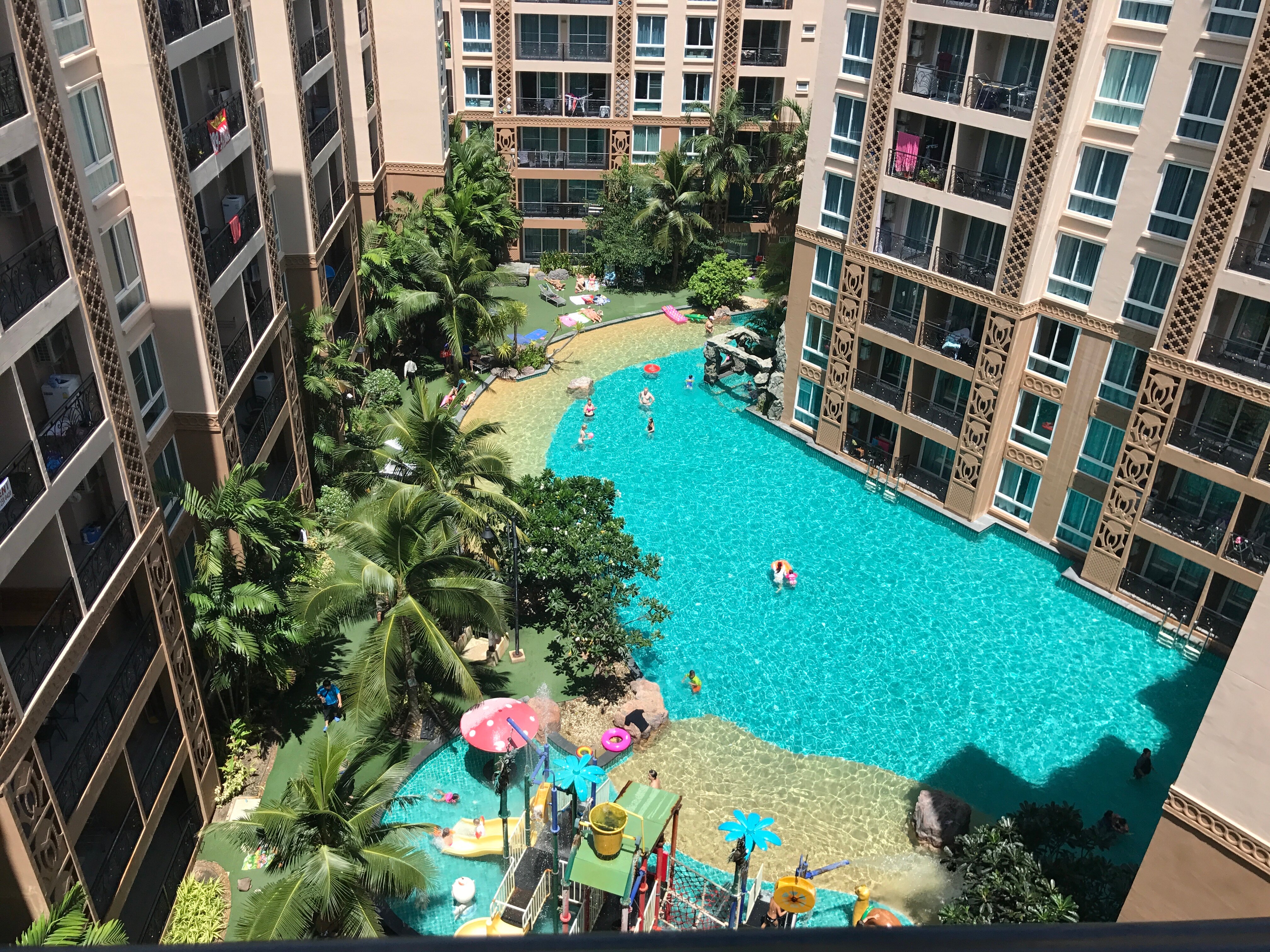 Фото Atlantis Condo Resort Pattaya by Alex