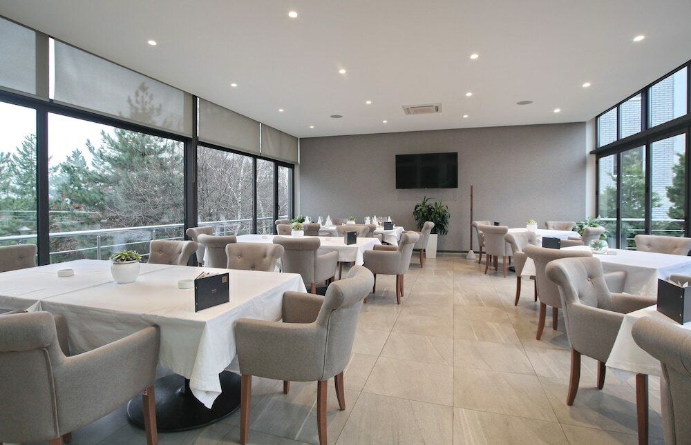 Фото Hotel Orasac