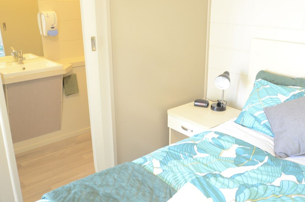 Фото Bridge Backpackers