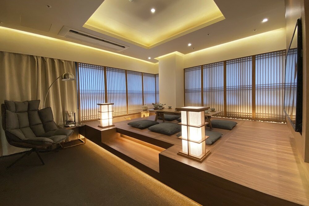 Фото Uh Suite The Jongno