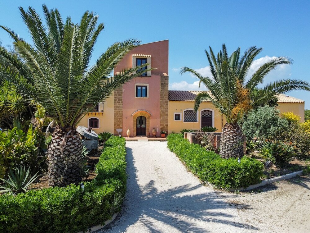 Фото Torre Tabia