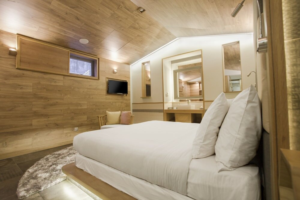 Фото Fusion Suites Sai Gon