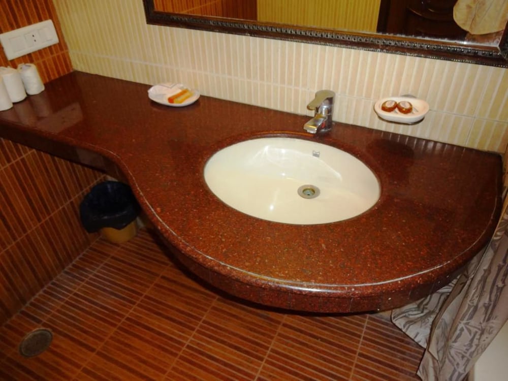 Фото Hotel Cj International