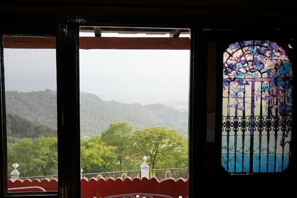 Фото WelcomHeritage Grace Hotel