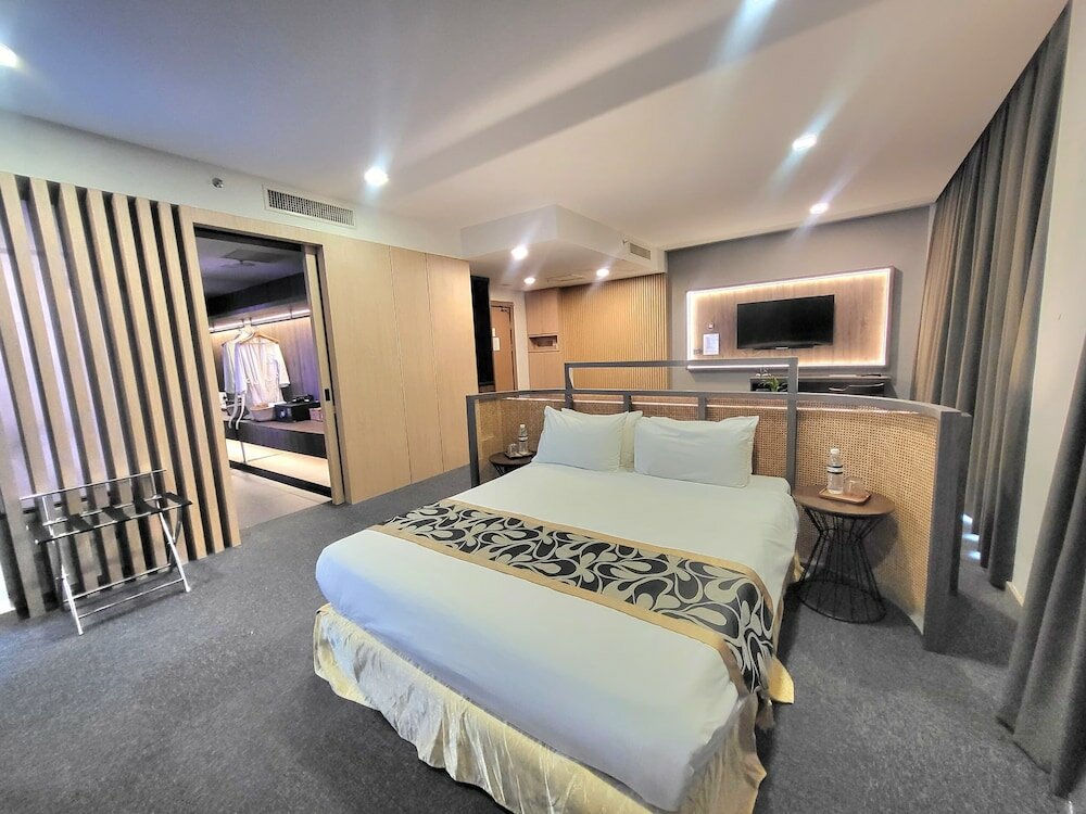 Фото Отель Roxy Hotel and Apartments