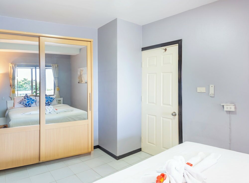 Фото Happy Vikings Hotel