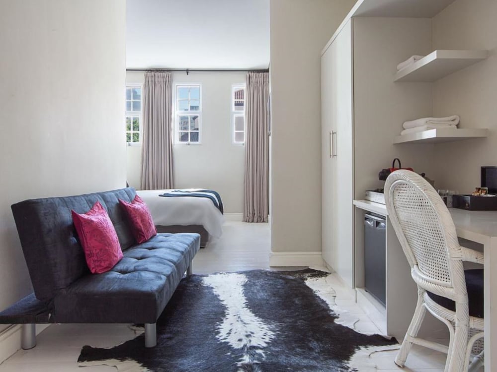 Фото Long Street Boutique Hotel