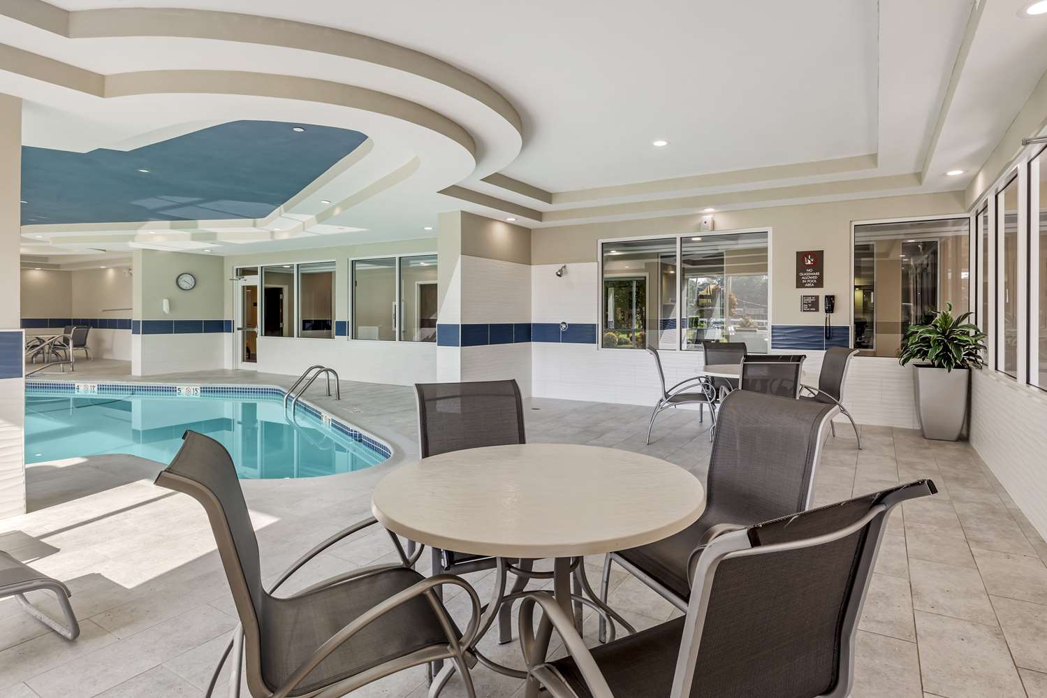 Фото Best Western Plus North Shore Hotel