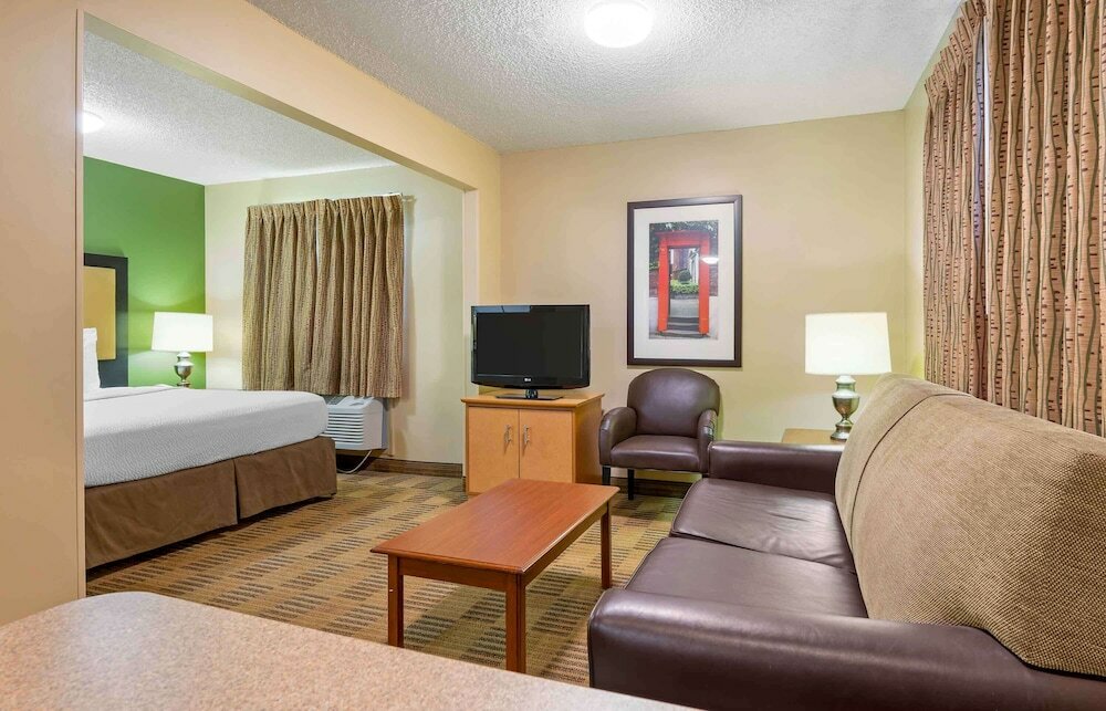 Фото Extended Stay America Suites Cleveland - Middleburg Heights