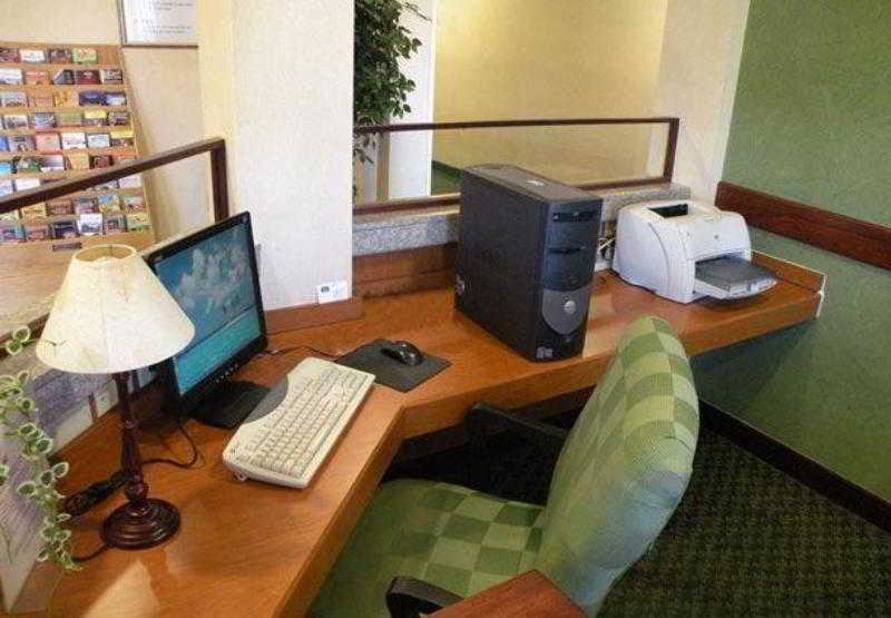 Фото Fairfield Inn and Suites by Marriott Indianapolis East