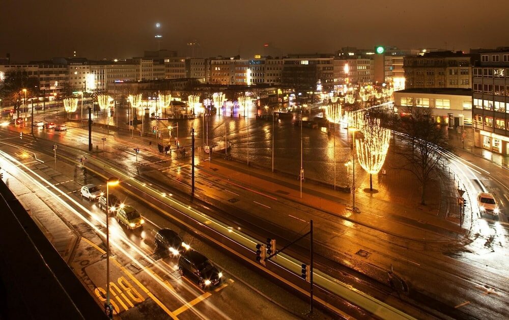 Фото Alexander Business Hotel