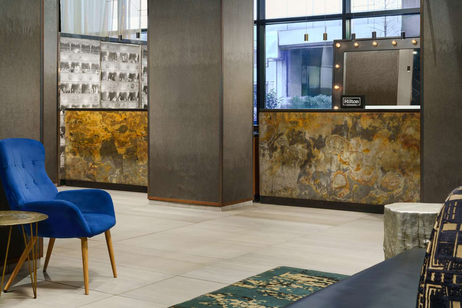 Фото DoubleTree by Hilton New York Times Square West