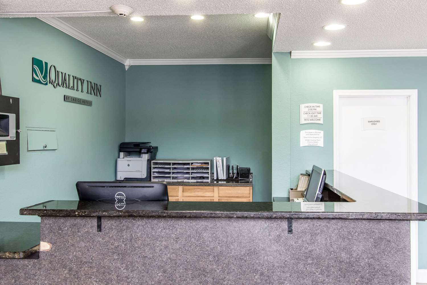 Фото Quality Inn Downtown Historic District