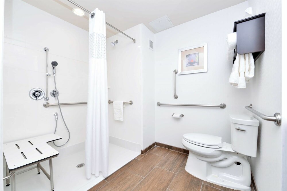 Фото Hampton Inn & Suites Mount Joy/Lancaster West