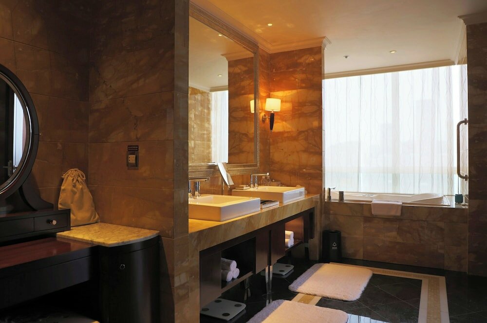 Фото Renaissance Beijing Capital Hotel