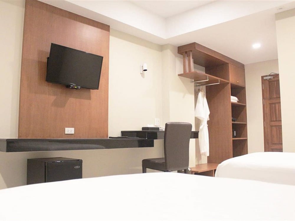 Фото Golden Foyer Suvarnabhumi Airport Hotel