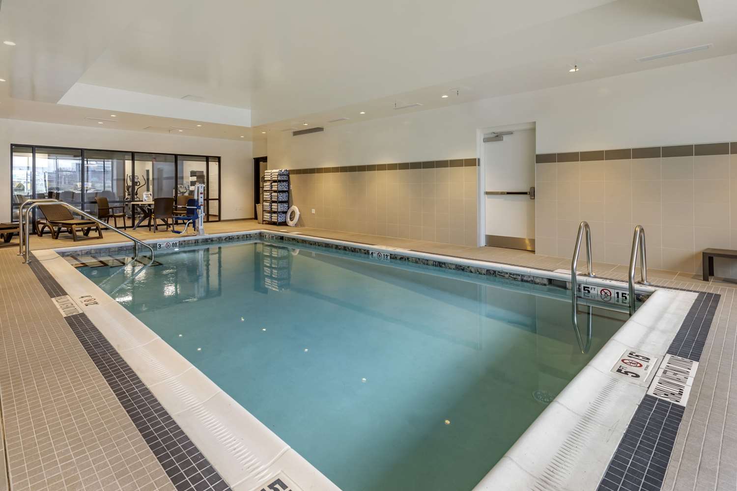 Фото Comfort Inn & Suites Pittsburgh-Northshore