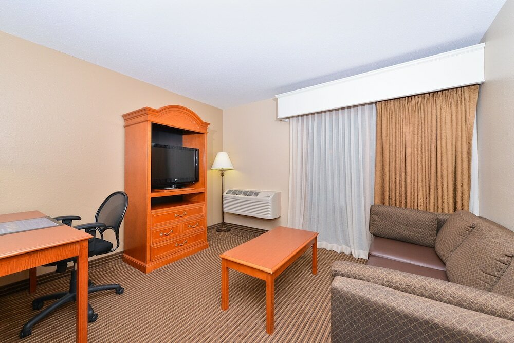 Фото Revel Hotel Minot, SureStay Collection by Best Western