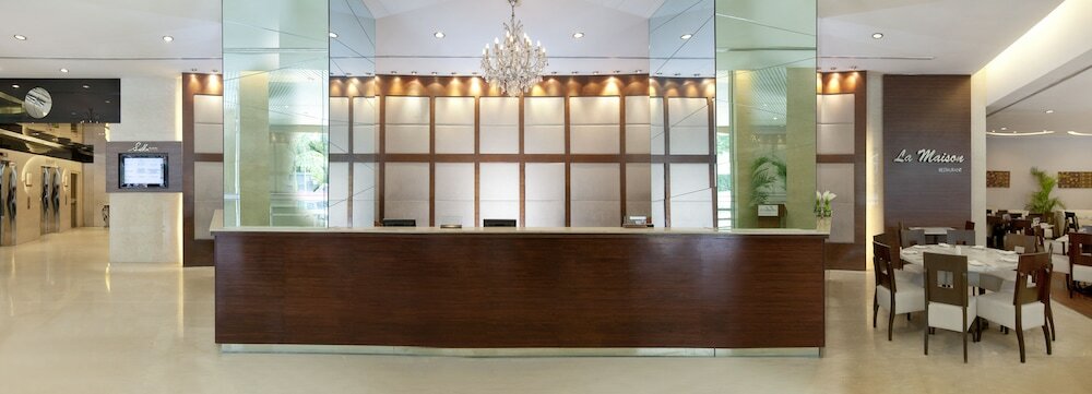 Фото Maytower Apartment