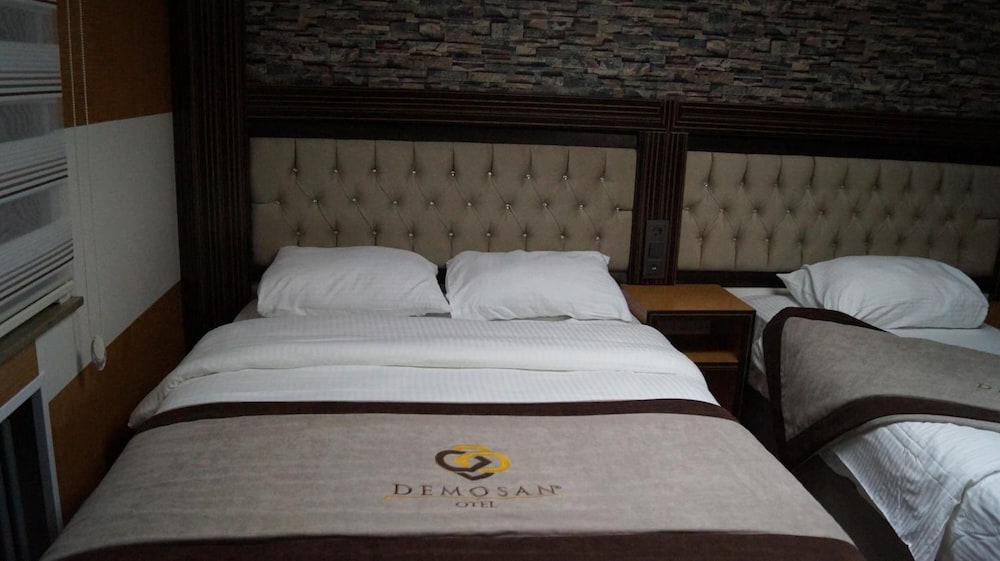 Фото Demosan Hotel Hilden