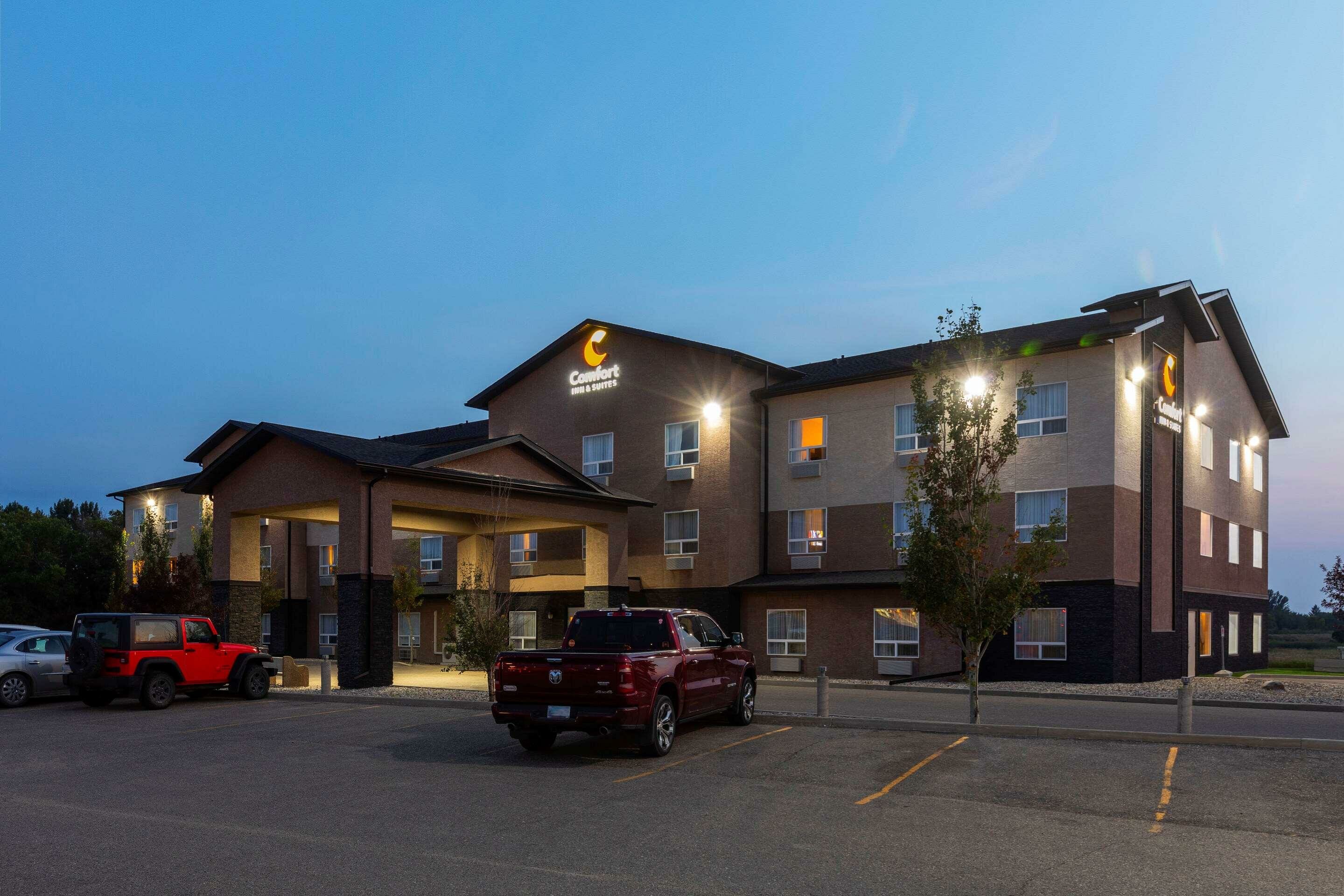 Фото Comfort Inn & Suites