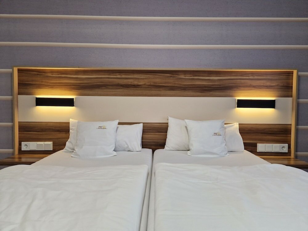 Фото Hotel Am Kurpark