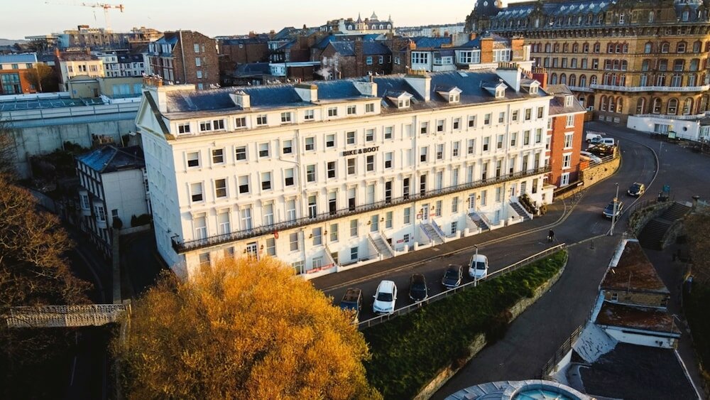 Фото Bike & Boot