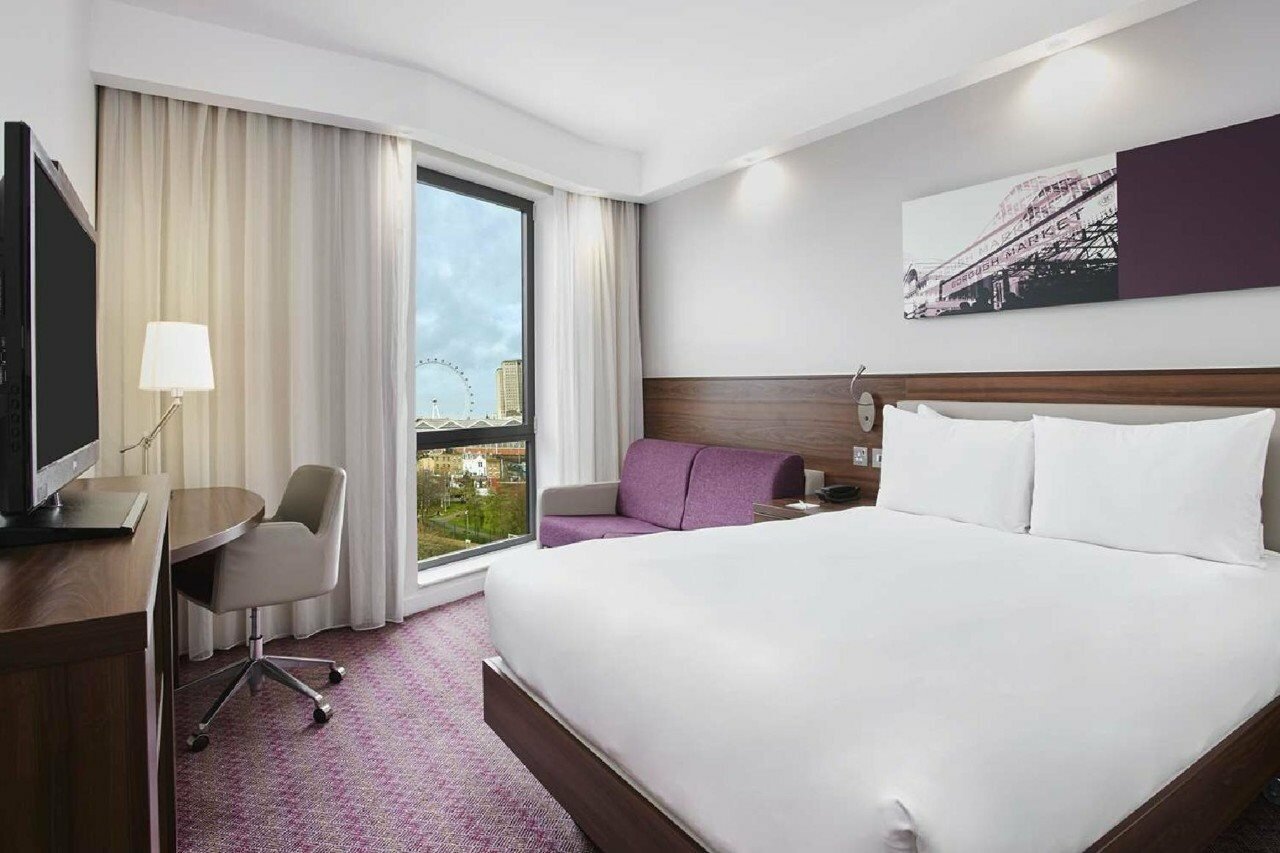 Фото Hampton by Hilton London Waterloo