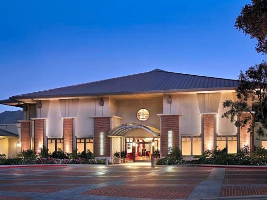 Фото Four Seasons Hotel Westlake Village