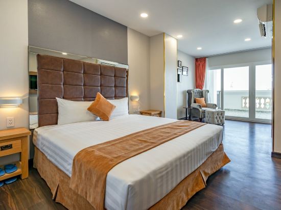 Фото Emerald Central