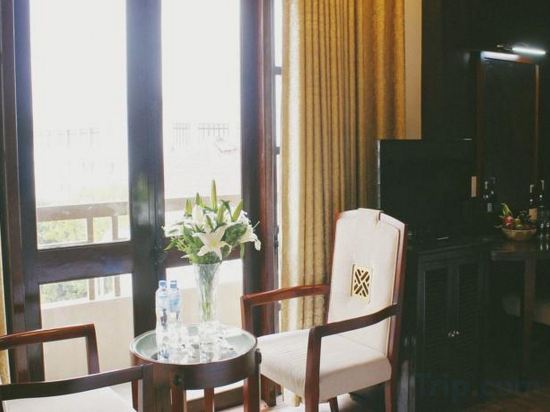 Фото Jasmine Hotel Hue