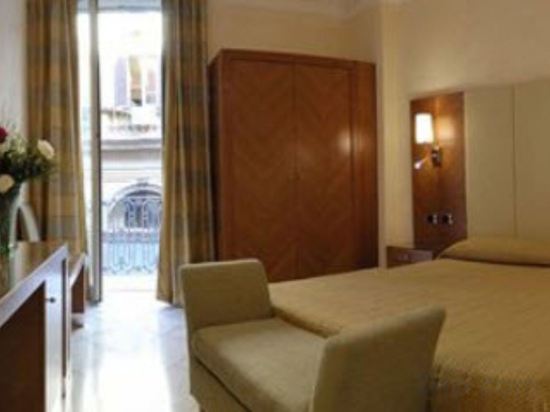 Фото Suite Opera Rooms